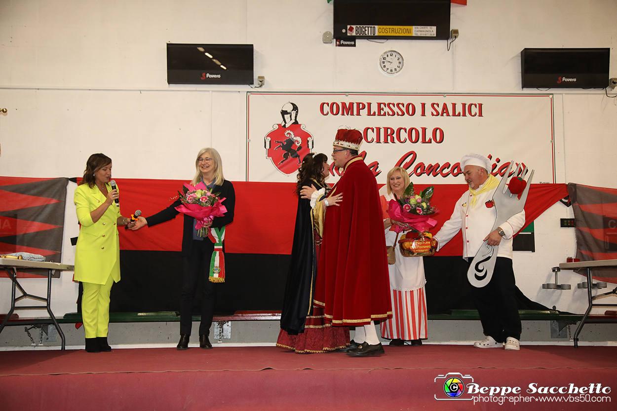 VBS_4717 - Investitura Re Peperone e Bela Povronera Carnevale di Carmagnola 2024.jpg